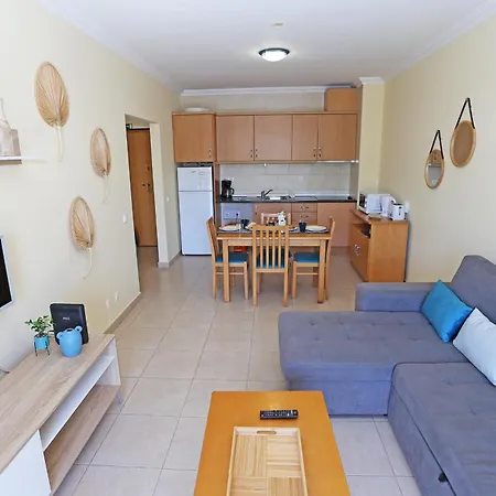 A52 - Quintao In Appartement *