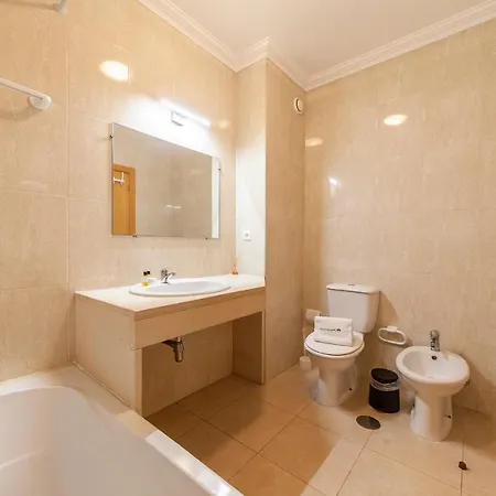 A52 - Quintao In Apartment