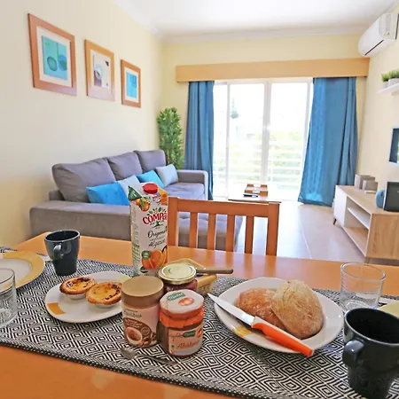 A52 - Quintao In Apartment